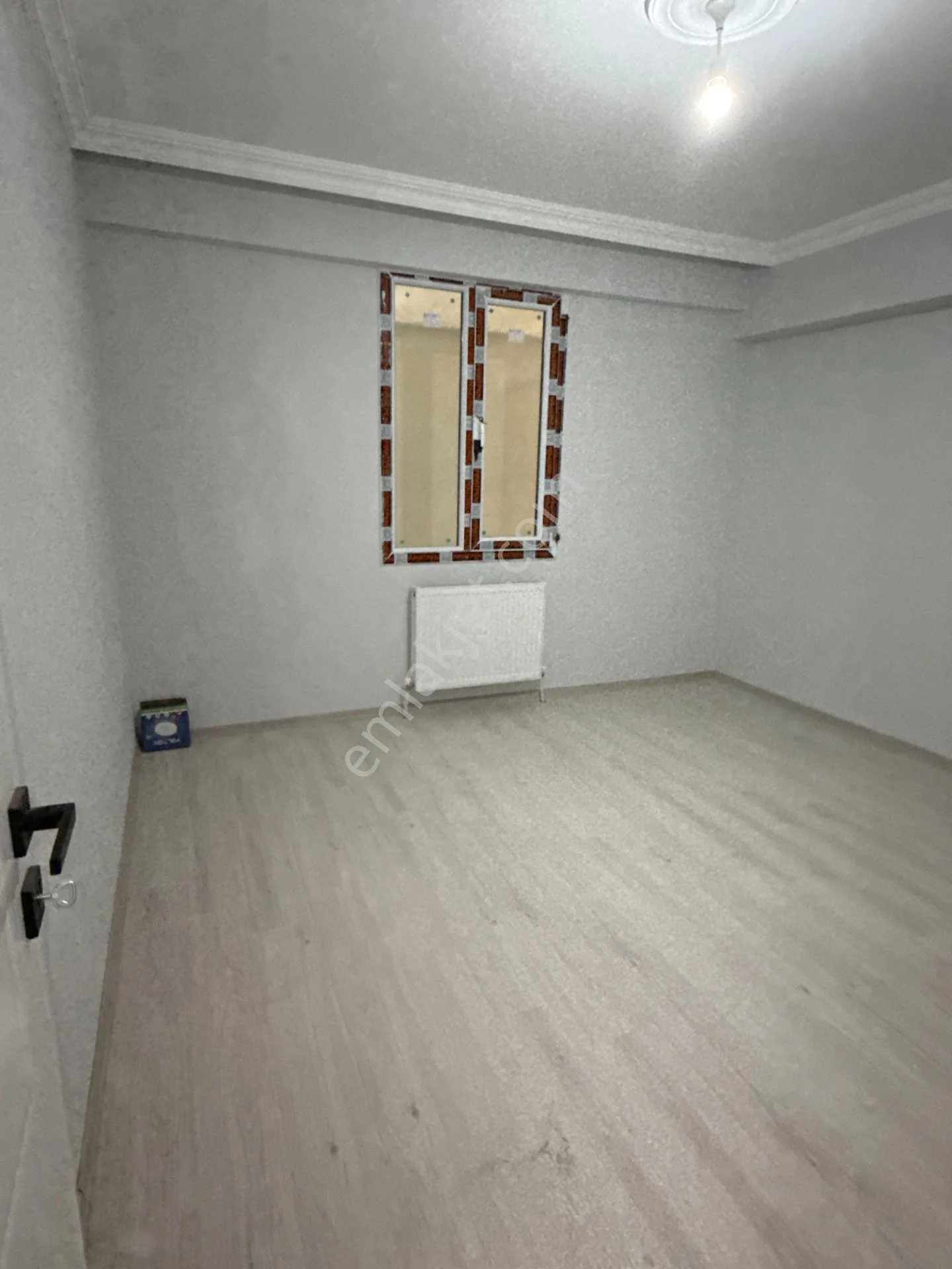 Yenibosnada Satılık 120 m2 3+1 Otoparklı Daire (sıfır Bina)